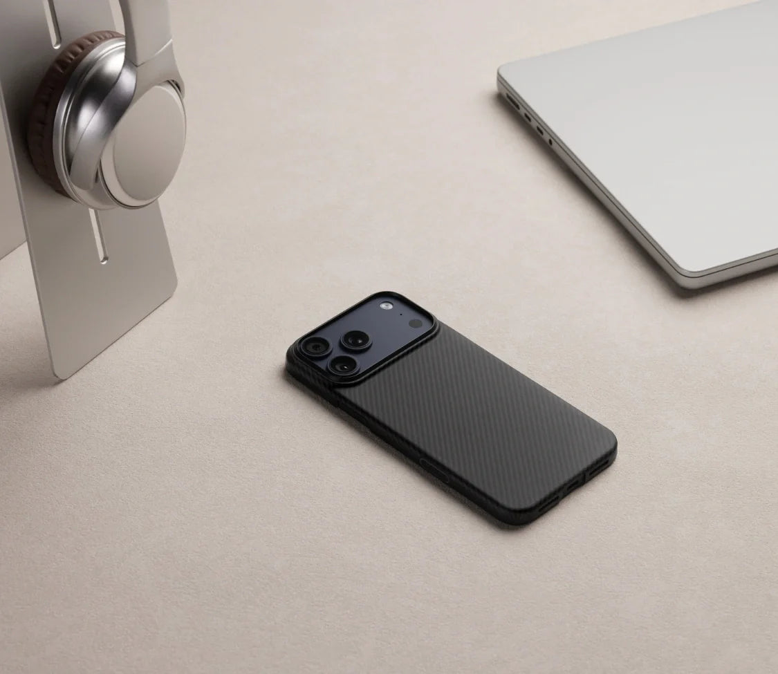 Coque PITAKA Carbone MagSafe iPhone 17 Pro Max – Noir Premium