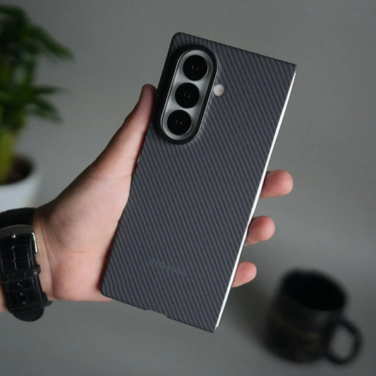 Carbon Shield Pro – Coque Fibre de Carbone Ultra-Fine | Galaxy Z Fold 7