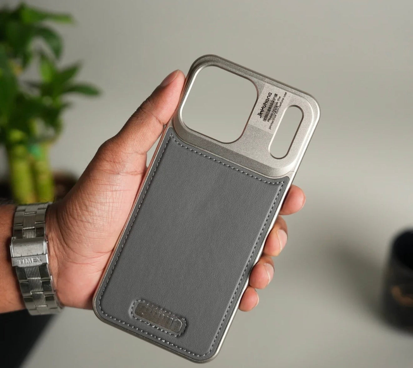 Étui en Cuir & Aluminium Démontable – Compatible iPhone (13 à 17 Pro Max)