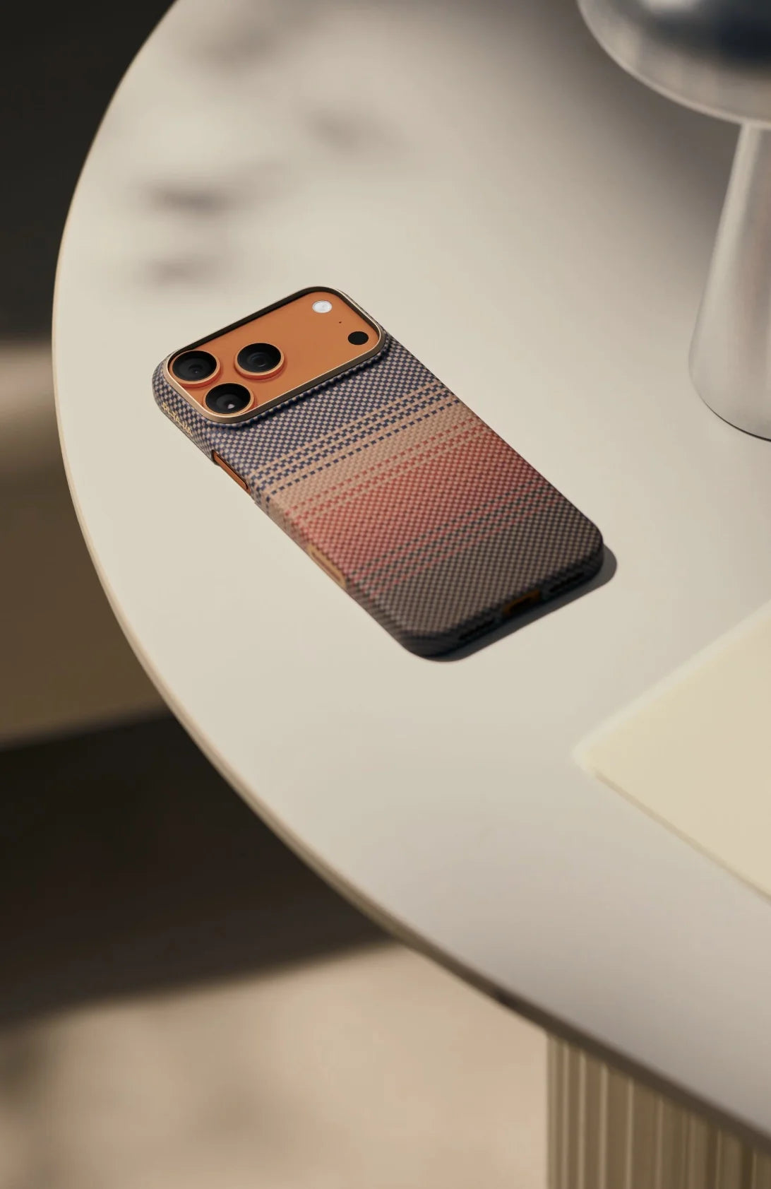 Coque PITAKA Carbone MagSafe iPhone 17 Pro Max – Sunset Premium